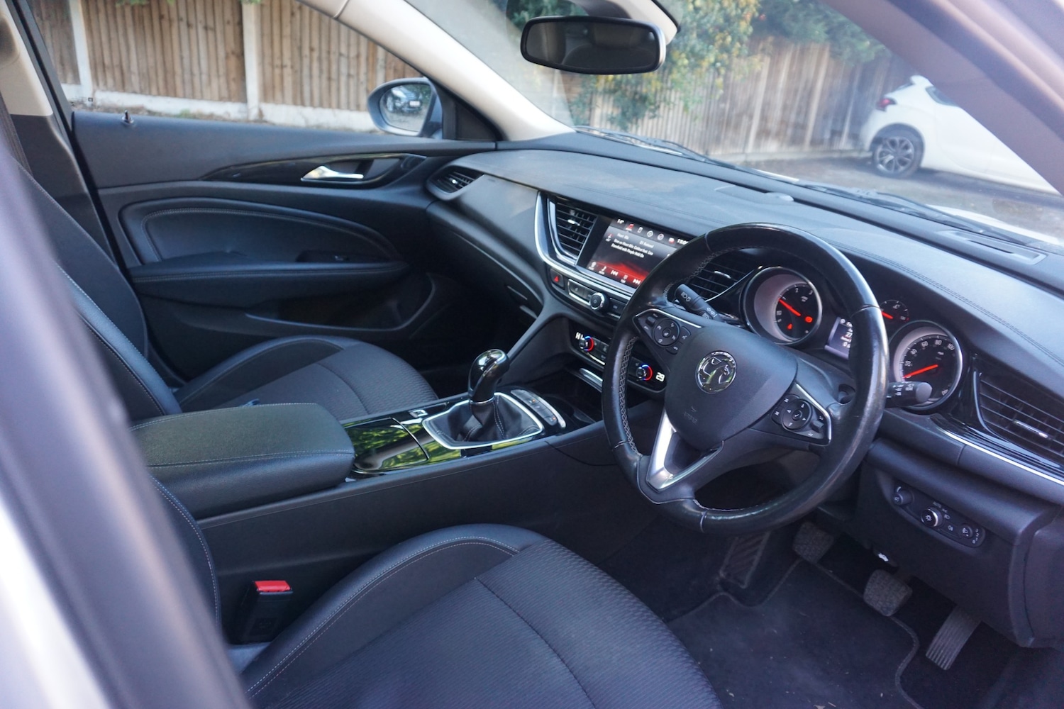 Used Vauxhall Insignia 2018 for sale - 76383286: Photo 10