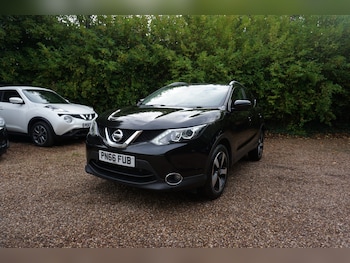 Used Nissan Qashqai 2016 for sale - 76490378: Photo
