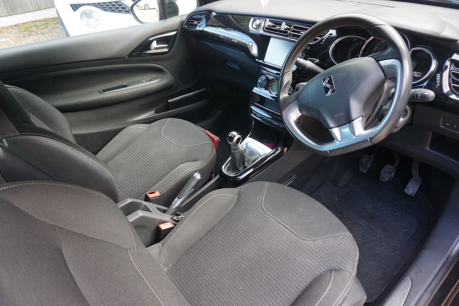 Used DS Automobiles DS 3 2018 for sale - 76343843: Photo 18