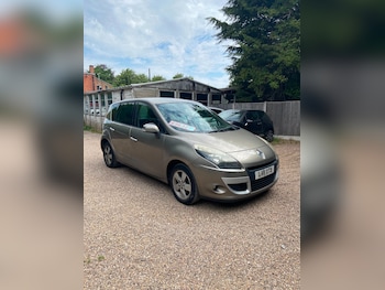 Used Renault Scenic 2011 for sale - 79418866: Photo