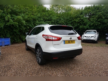 Used Nissan Qashqai 2016 for sale - 78667765: Photo
