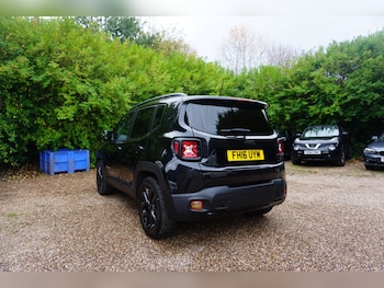 Used Jeep Renegade 2016 for sale - 76478008: Photo