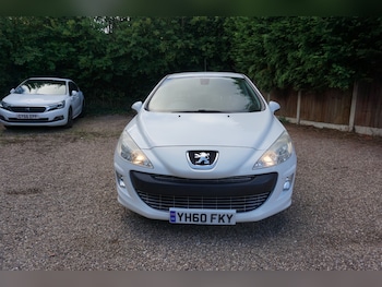 Used Peugeot 308 2010 for sale - 76287008: Photo