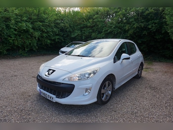 Used Peugeot 308 2010 for sale - 76287008: Photo