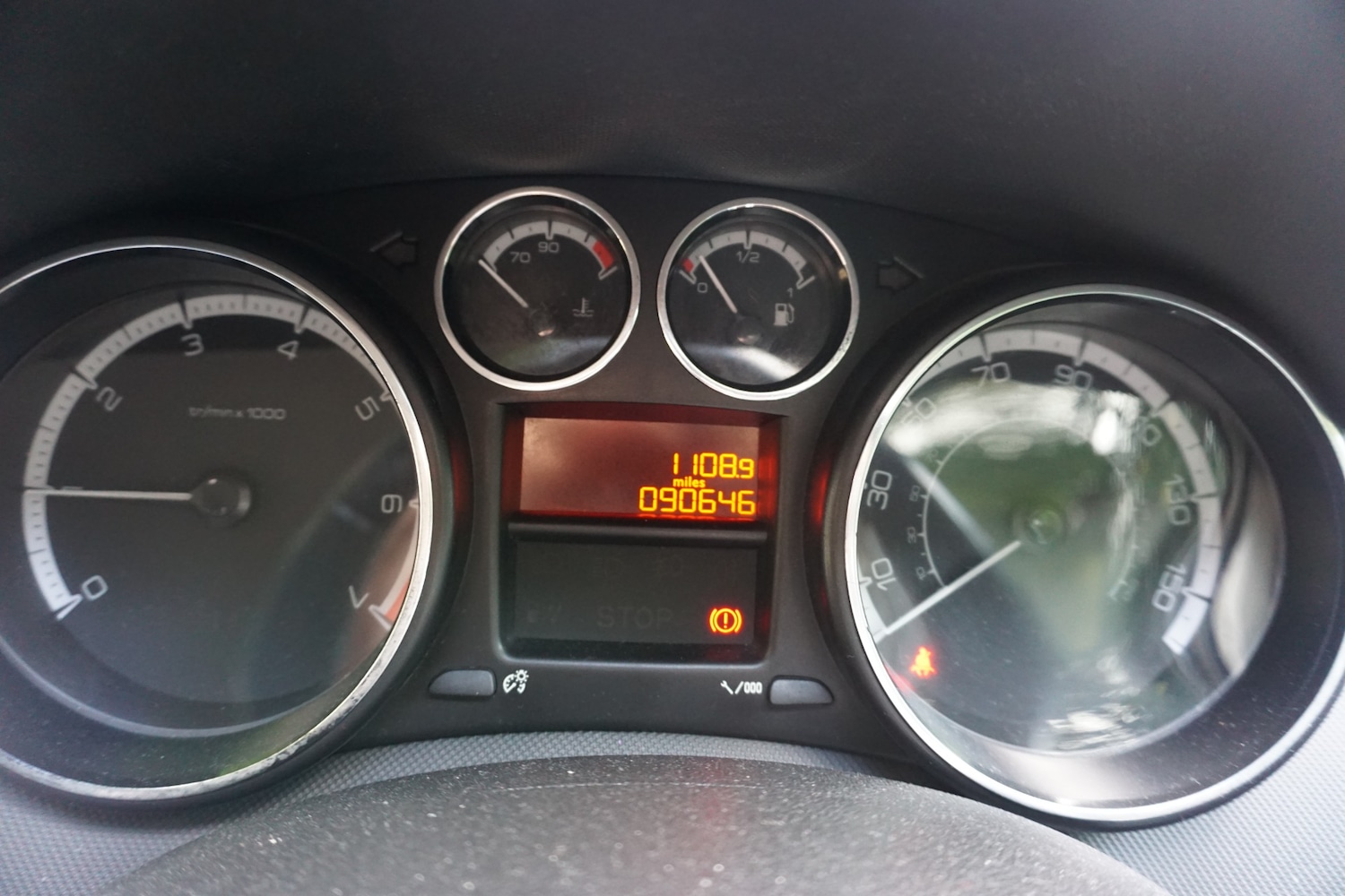 Used Peugeot 308 2010 for sale - 76287008: Photo 8