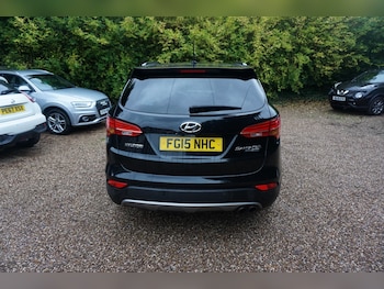 Used Hyundai Santa Fe 2015 for sale - 78667786: Photo