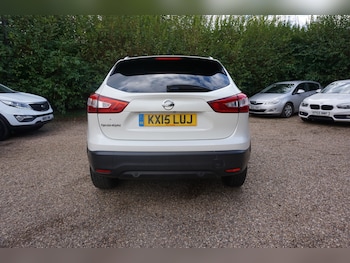 Used Nissan Qashqai 2015 for sale - 75484374: Photo