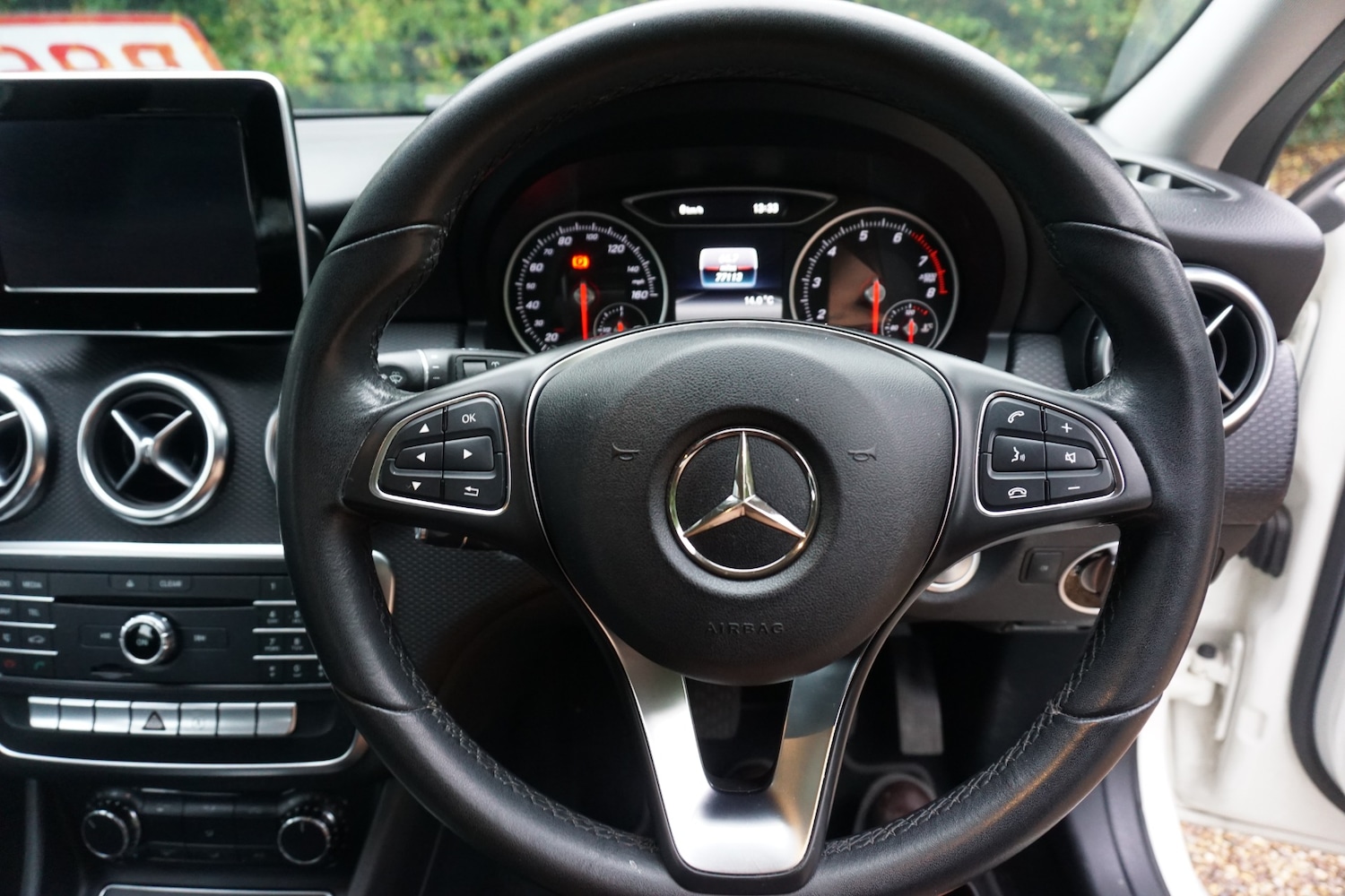 Used Mercedes-Benz A-Class 2017 for sale - 76542346: Photo 10