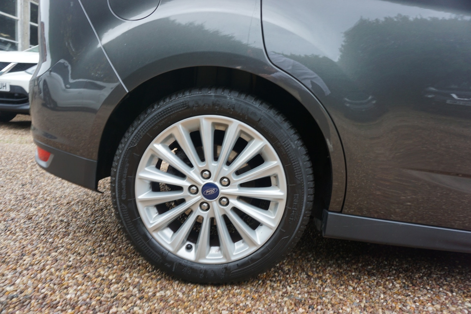 Used Ford Grand C-Max 2017 for sale - 76478270: Photo 17