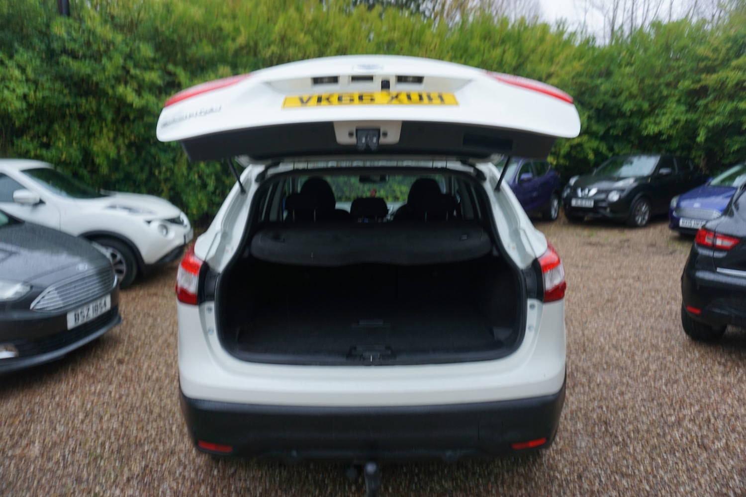 Used Nissan Qashqai 2016 for sale - 76763227: Photo 13