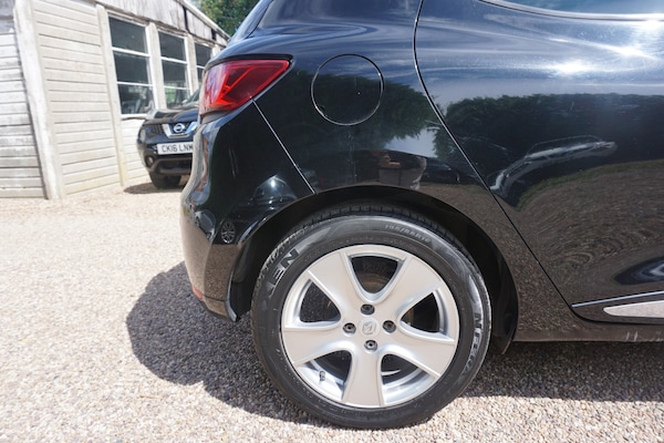 Used Renault Clio 2013 for sale - 75499663: Photo 24