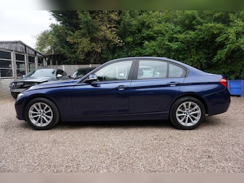 Used BMW 3 Series 2016 for sale - 76141996: Photo
