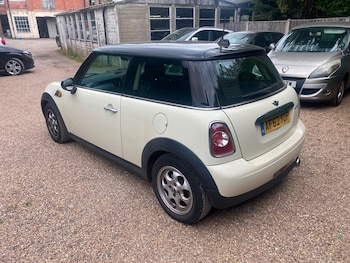 Used MINI Hatch 2012 for sale - 79418883: Photo