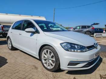 Used Volkswagen Golf 2018 for sale - 74787728: Photo