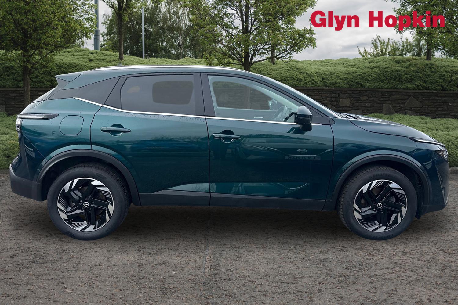 Used Nissan Qashqai 2024 for sale - 76302455: Photo 2