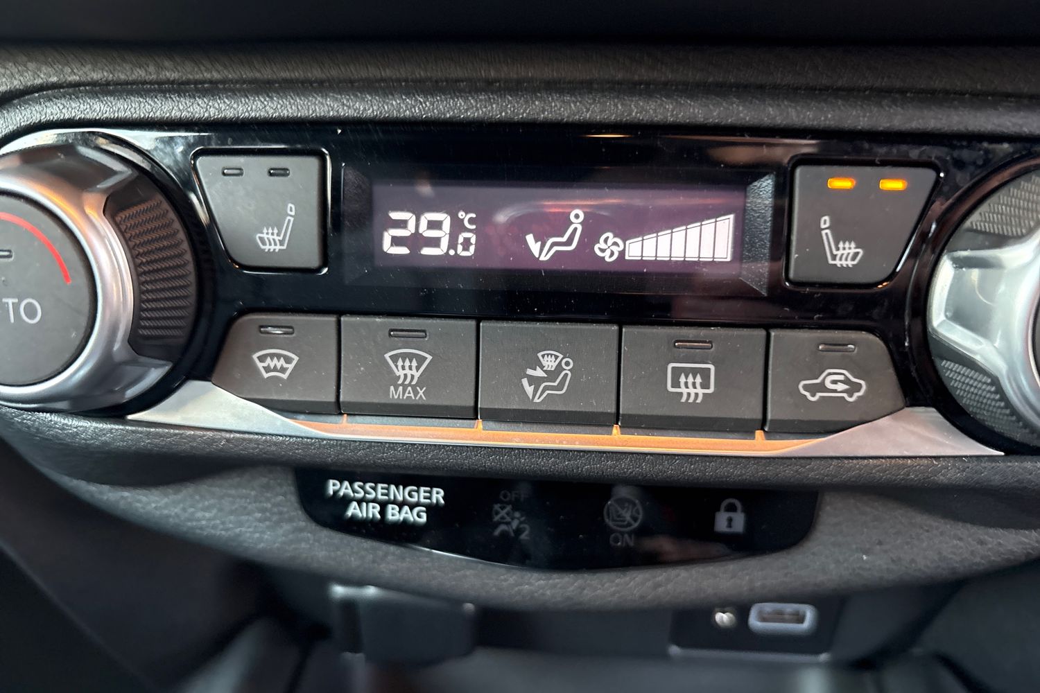 Used Nissan Juke 2023 for sale - 76487408: Photo 35