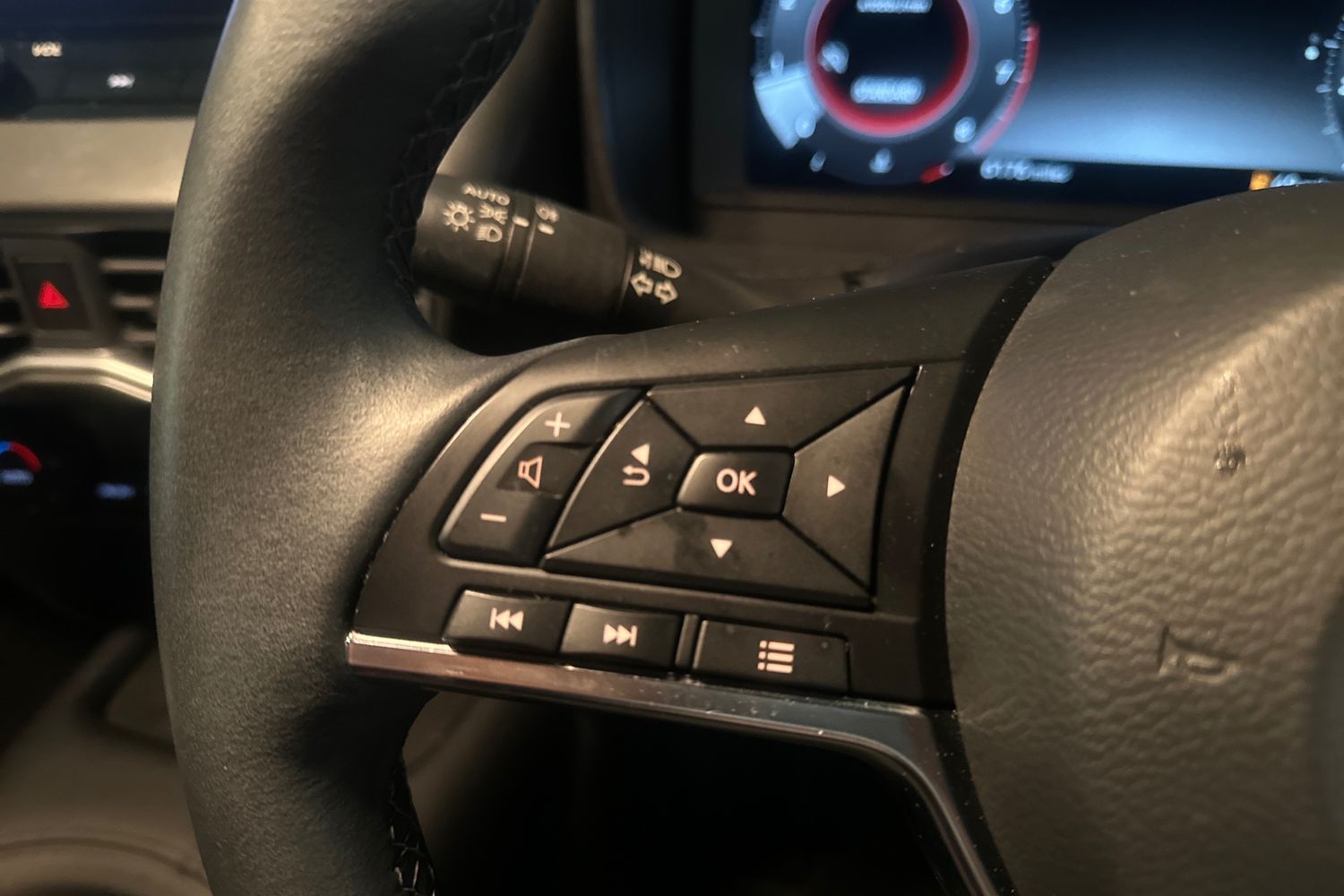 Used Nissan Juke 2024 for sale - 76915023: Photo 21