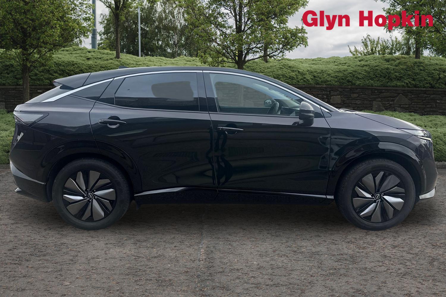 Used Nissan ARIYA 2025 for sale - 76321896: Photo 2