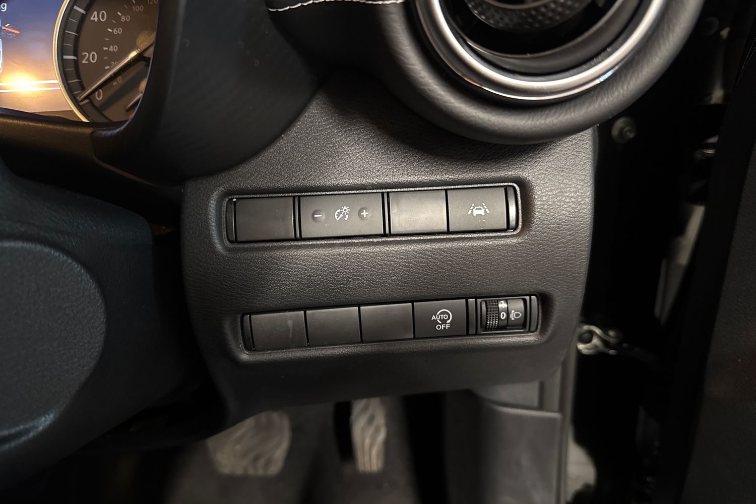Used Nissan Juke 2023 for sale - 75692096: Photo 39
