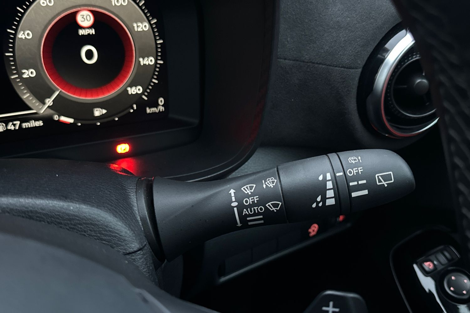 Used Nissan Juke 2024 for sale - 76921795: Photo 27