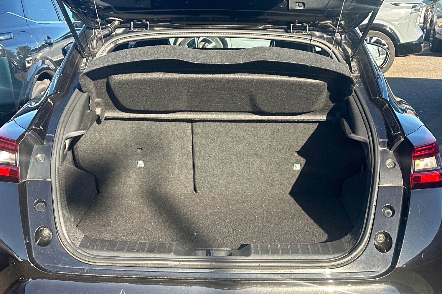 Used Nissan Juke 2022 for sale - 76116901: Photo 24