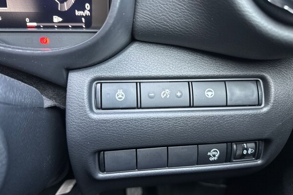 Used Nissan Juke 2024 for sale - 75288770: Photo 28