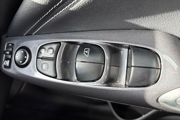 Used Nissan Juke 2022 for sale - 75652897: Photo 16