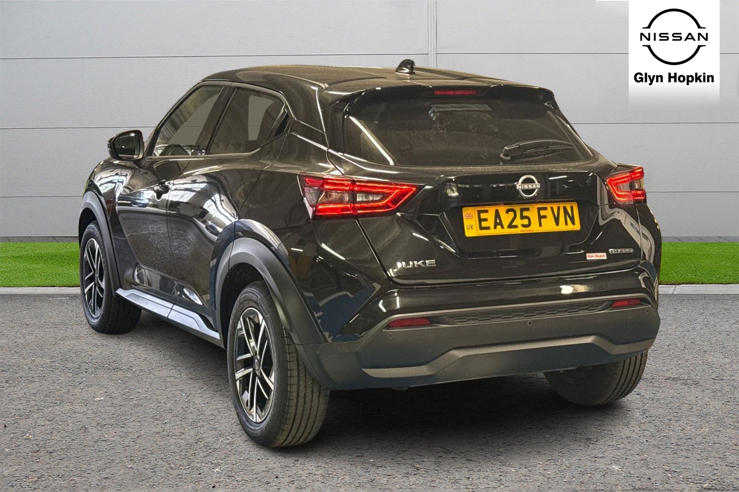 Used Nissan Juke 2025 for sale - 76130430: Photo 5