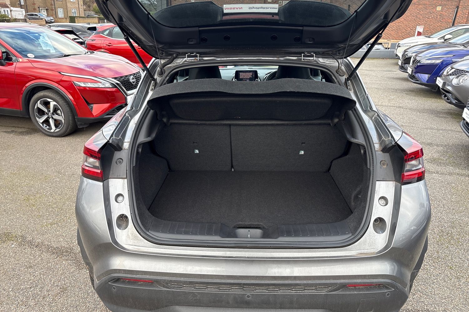 Used Nissan Juke 2023 for sale - 77950597: Photo 24