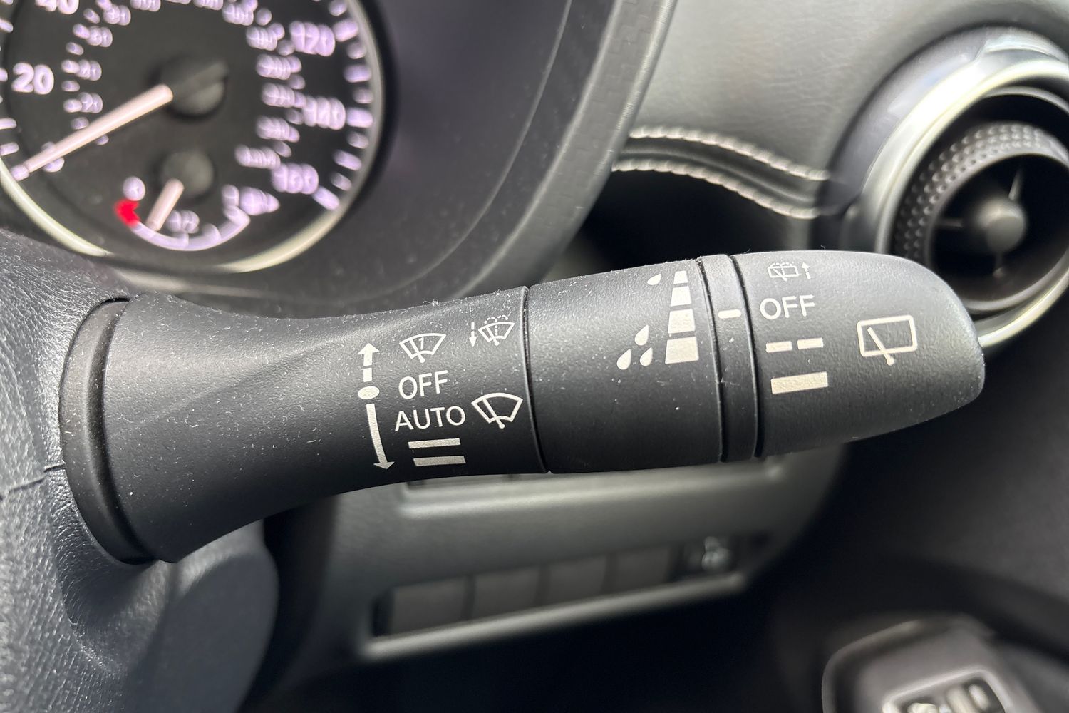 Used Nissan Juke 2023 for sale - 77950597: Photo 36