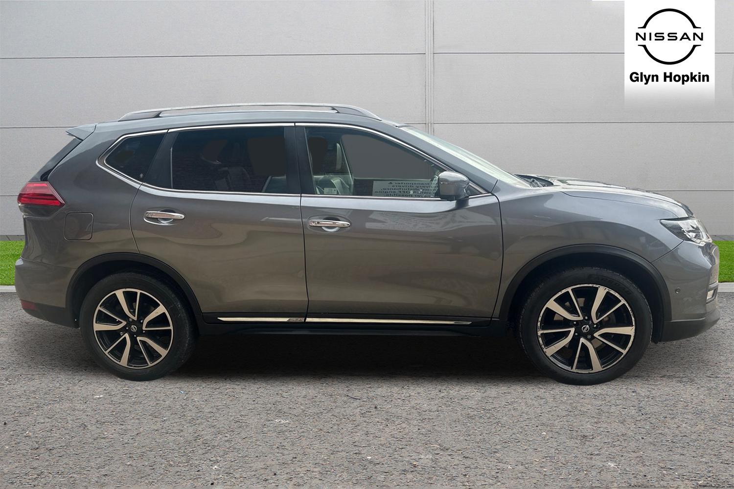 Used Nissan X-Trail 2018 for sale - 76079464: Photo 2