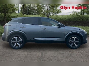 Used Nissan Qashqai 2023 for sale - 77420400: Photo