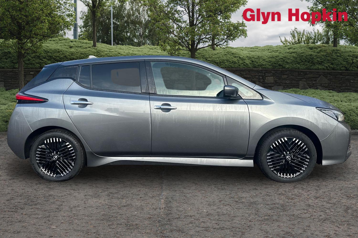 Used Nissan Leaf 2022 for sale - 77186356: Photo 2