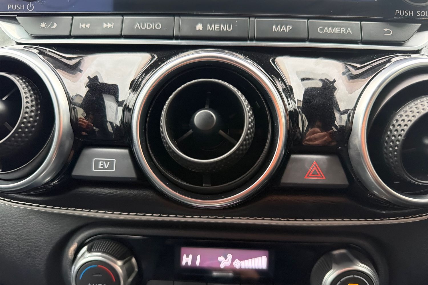 Used Nissan Juke 2022 for sale - 76948282: Photo 29