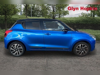 Used Suzuki Swift 2022 for sale - 76410630: Photo