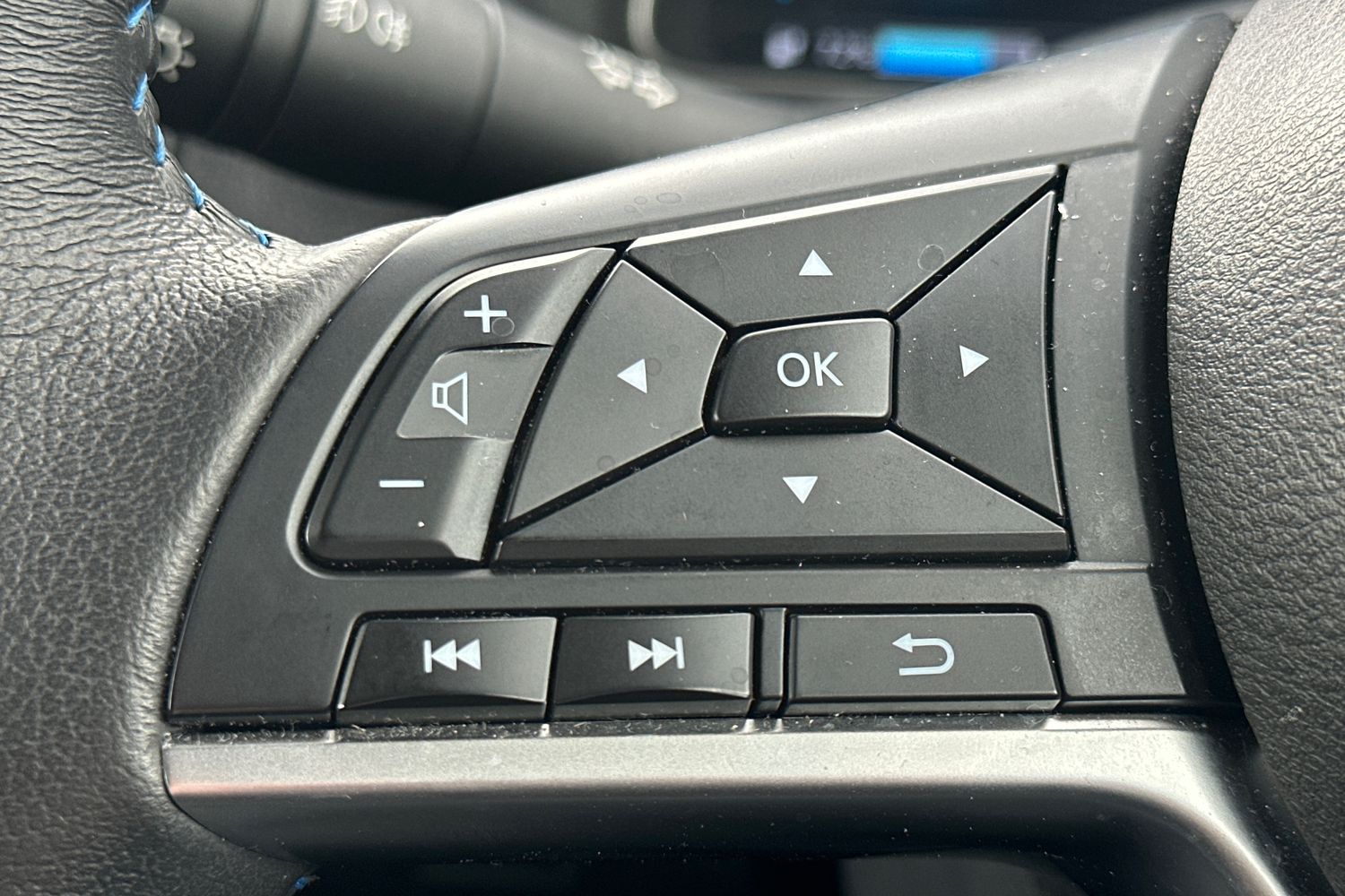 2022 Nissan Leaf 110kW Tekna 39kWh 5dr Auto Hatchback Electric Automatic - Picture 21 of 24