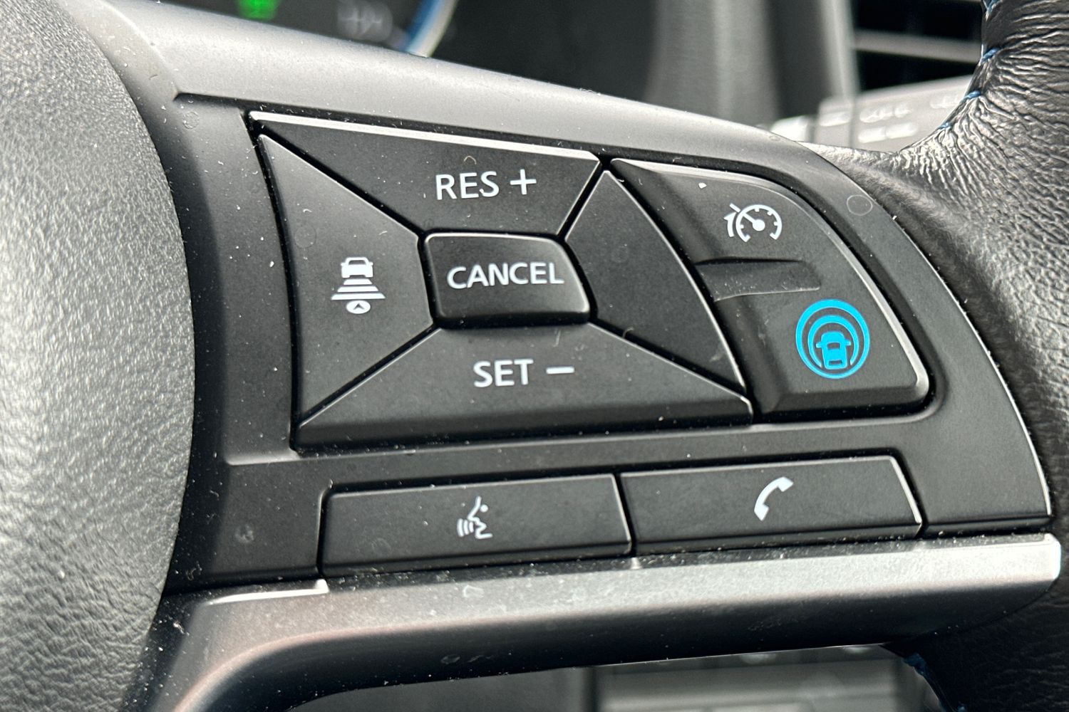 2022 Nissan Leaf 110kW Tekna 39kWh 5dr Auto Hatchback Electric Automatic - Picture 22 of 24