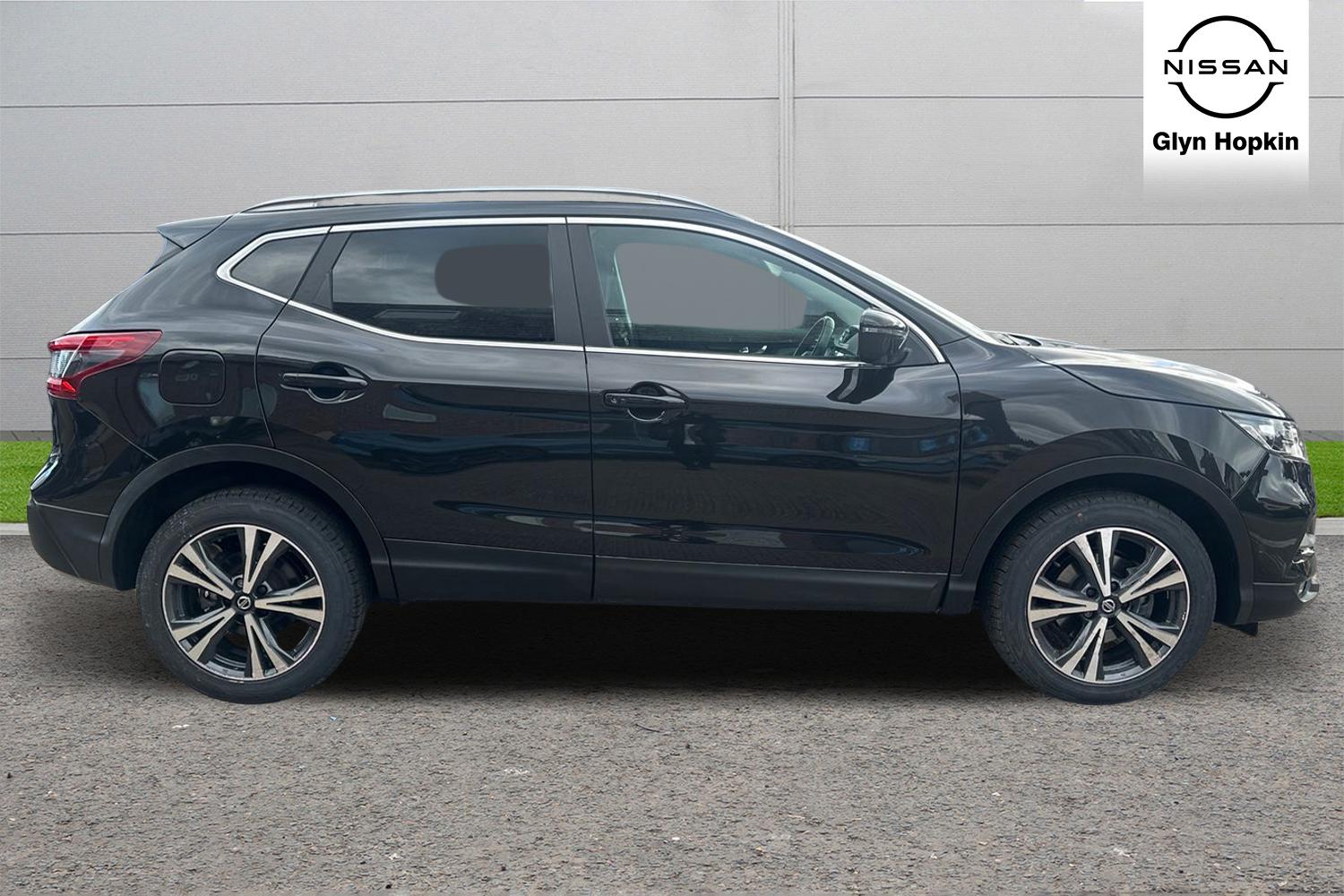 Used Nissan Qashqai 2020 for sale - 76130739: Photo 2