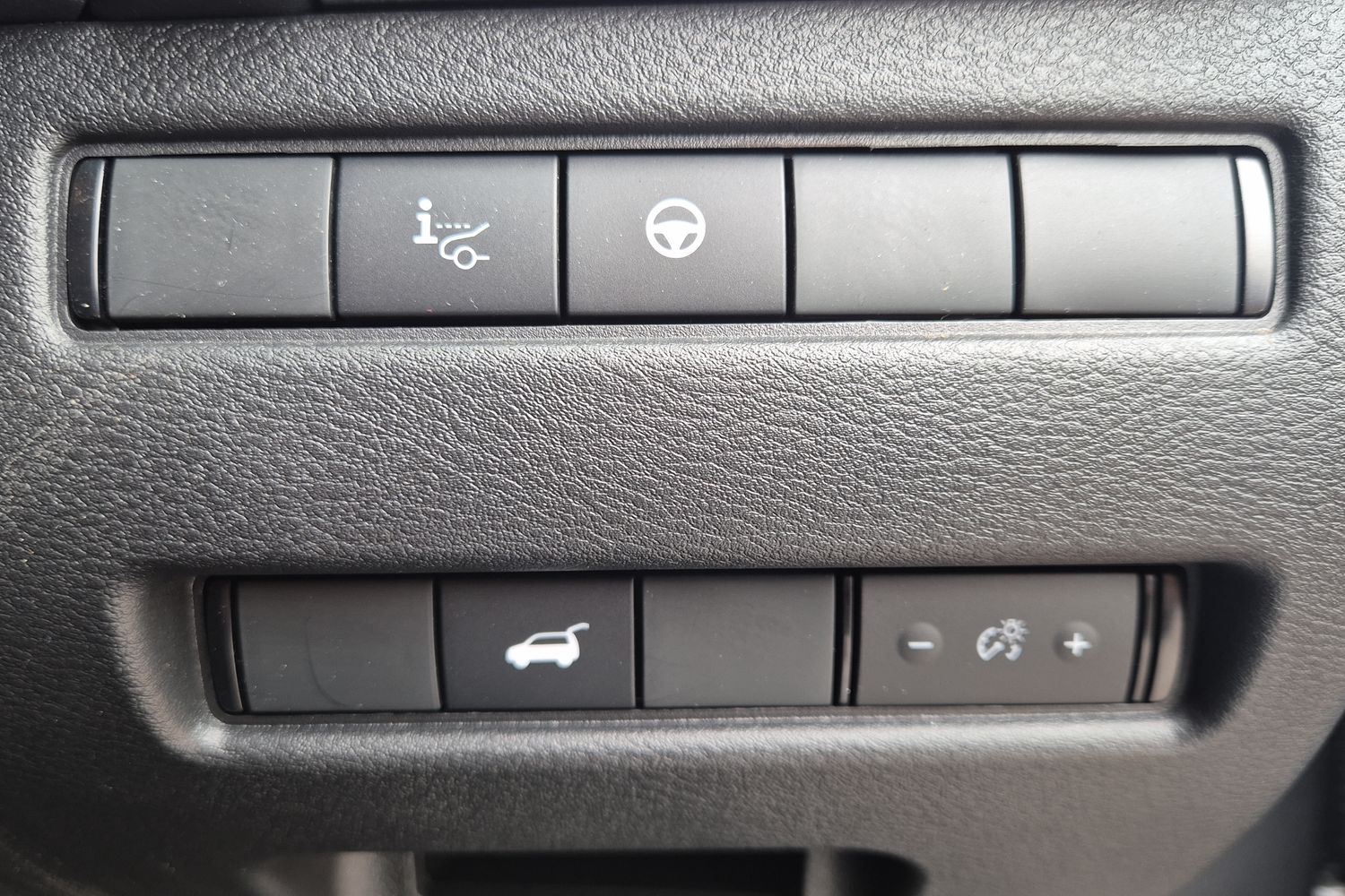 Used Nissan X-Trail 2025 for sale - 76350780: Photo 28