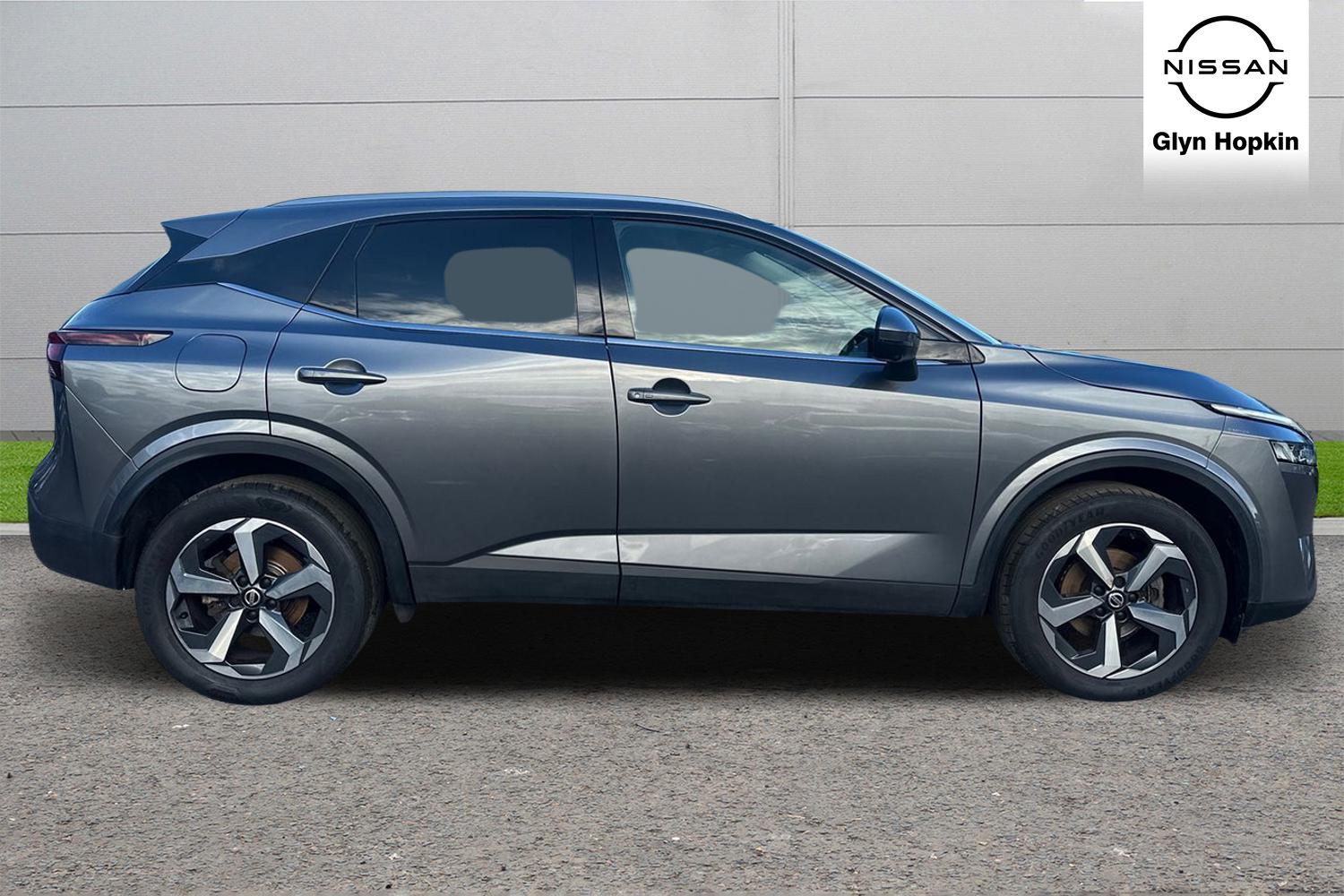 Used Nissan Qashqai 2022 for sale - 76130513: Photo 2