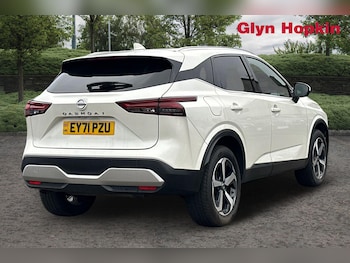 Used Nissan Qashqai 2021 for sale - 76984017: Photo