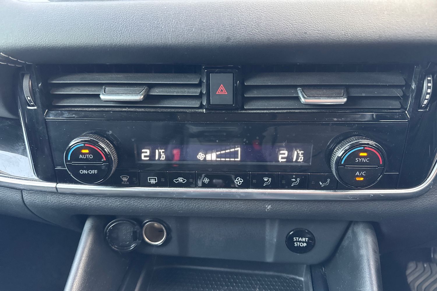 Used Nissan Qashqai 2023 for sale - 77893898: Photo 15