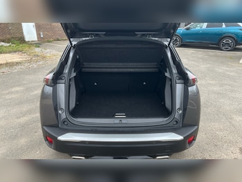 Used Peugeot 2008 2023 for sale - 77973879: Photo