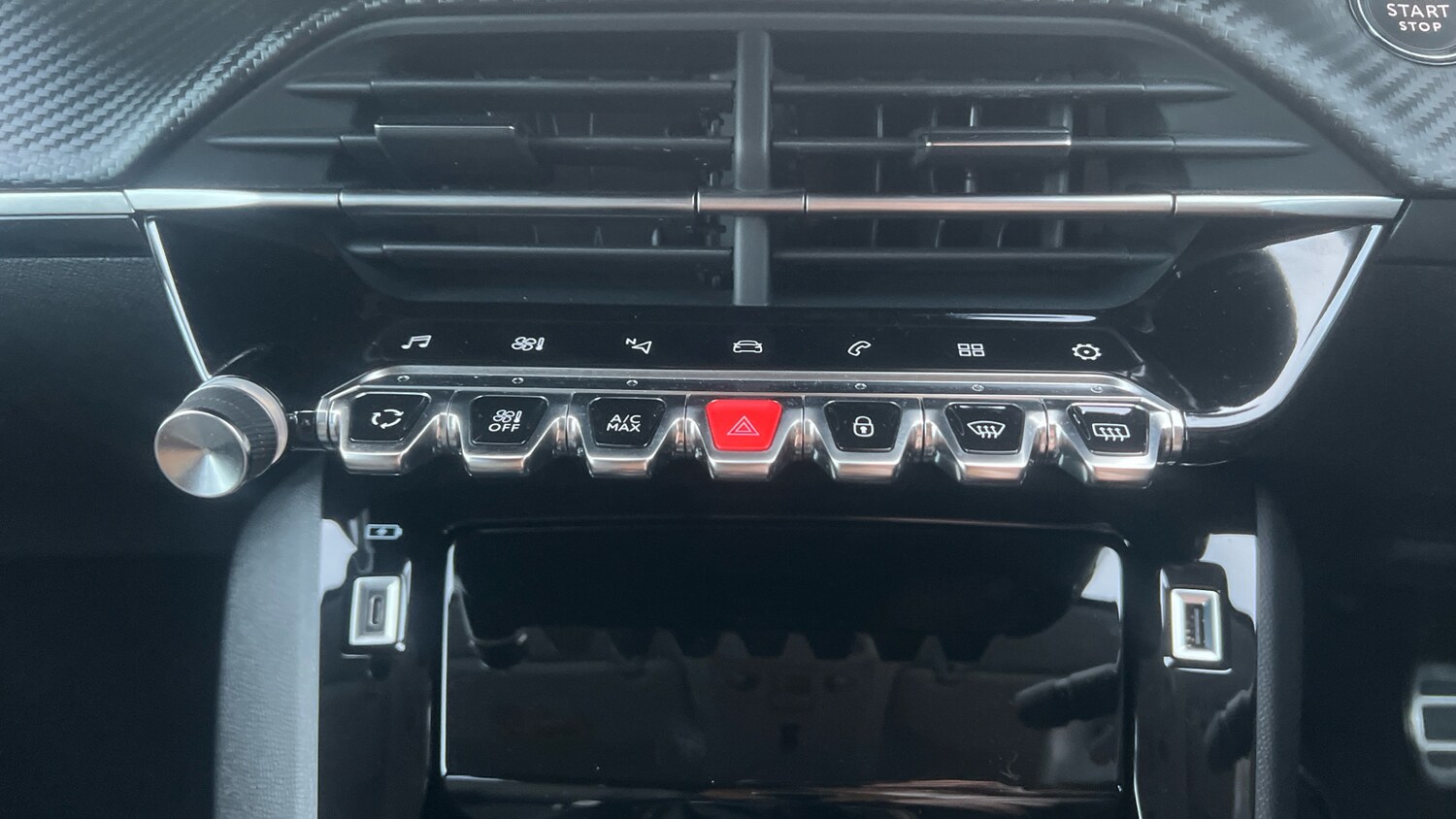 Used Peugeot 208 2022 for sale - 76924214: Photo 29