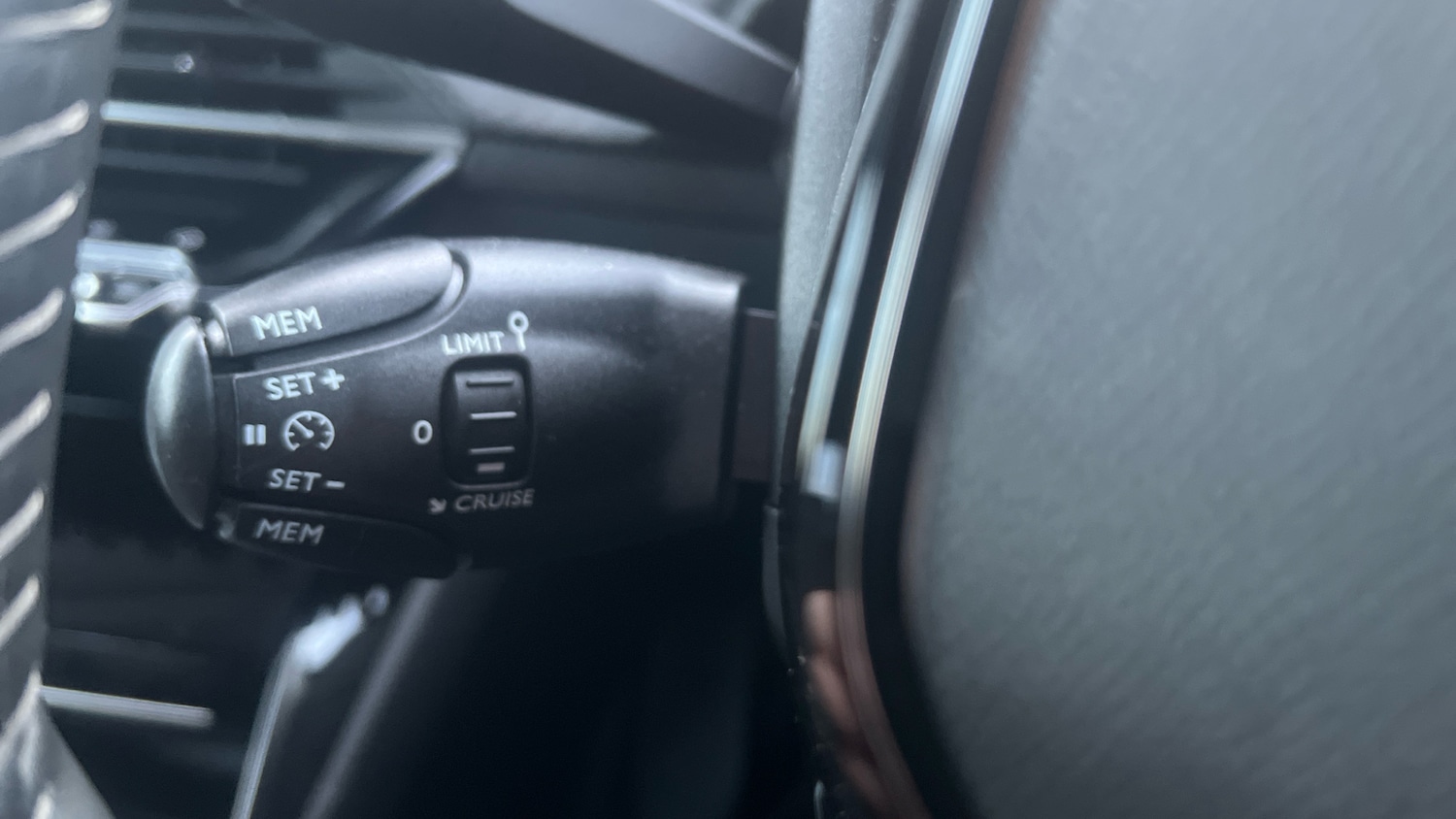 Used Peugeot 208 2022 for sale - 76924214: Photo 35