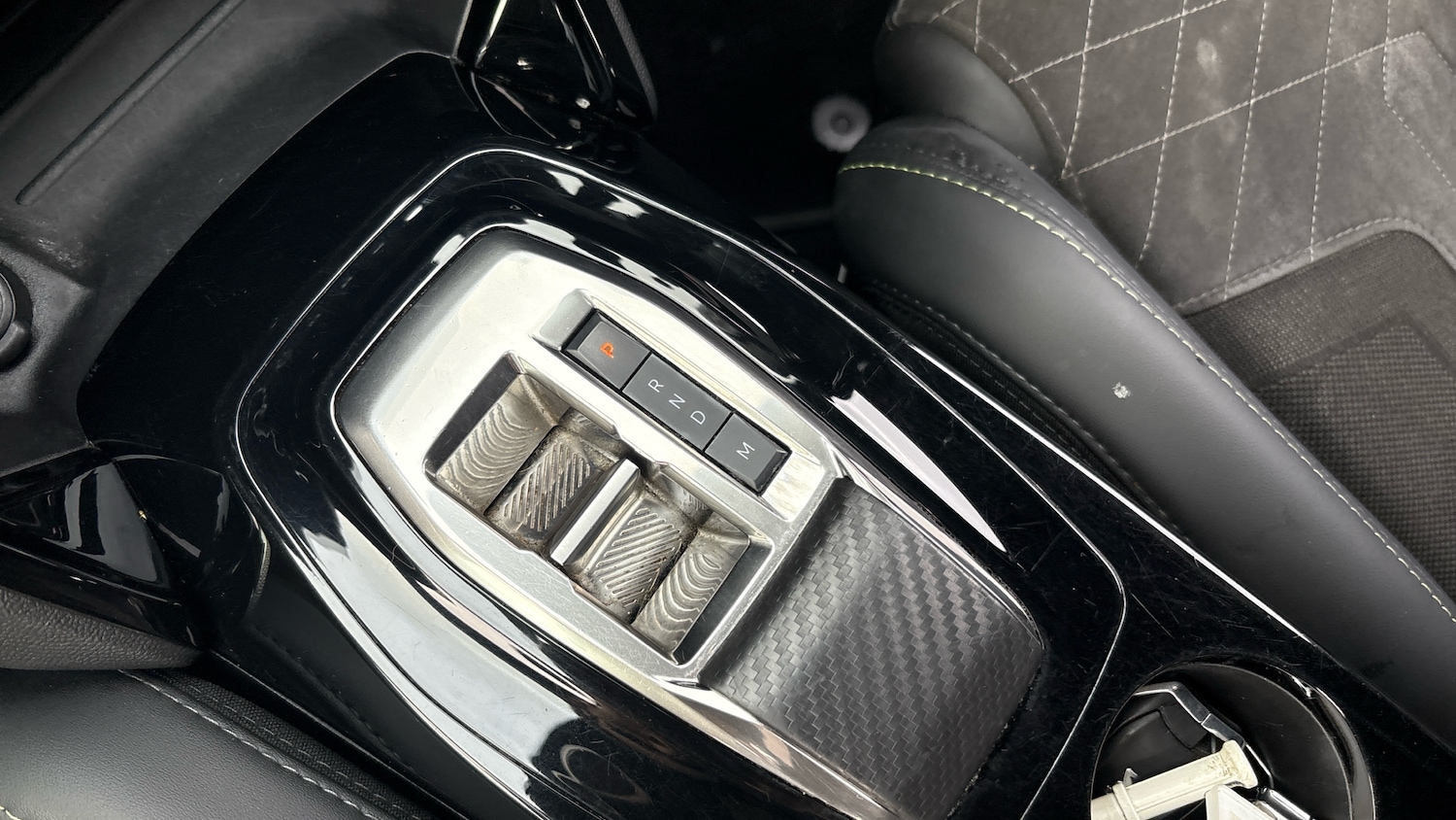 Used Peugeot 208 2022 for sale - 76302901: Photo 13