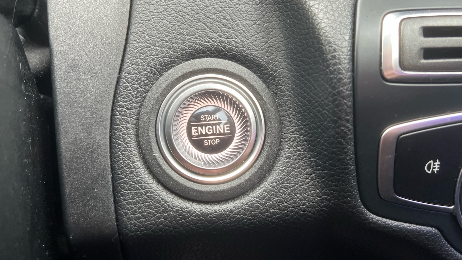 Used Mercedes-Benz C Class 2020 for sale - 77406829: Photo 26