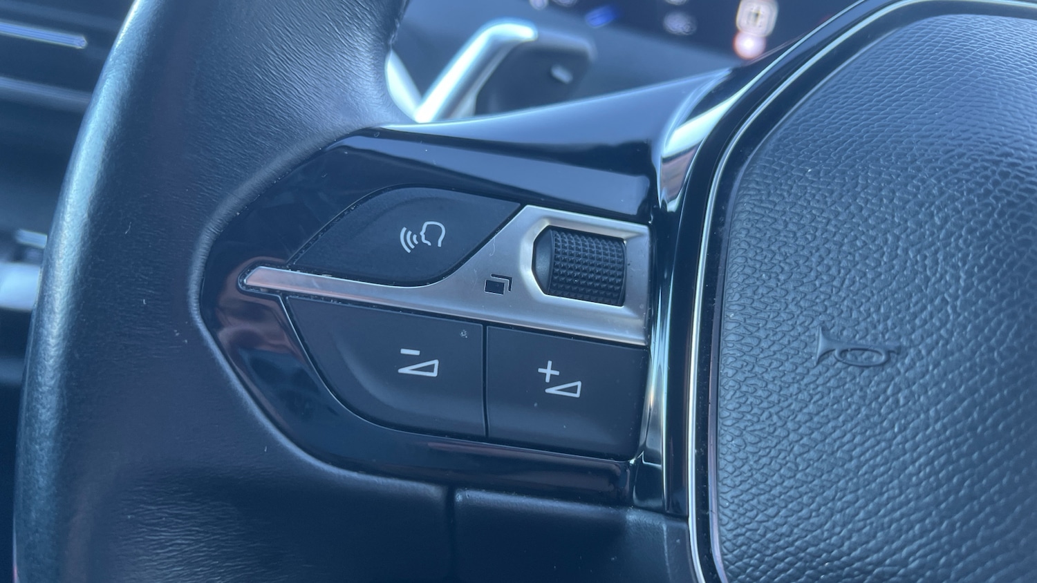 Used Peugeot 5008 2020 for sale - 77086469: Photo 21