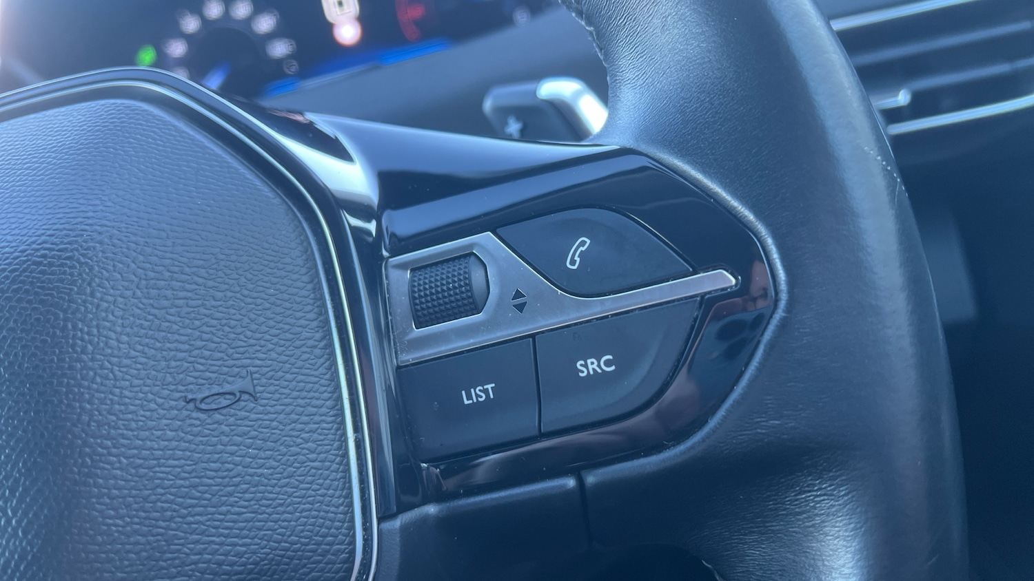 Used Peugeot 5008 2020 for sale - 77086469: Photo 22