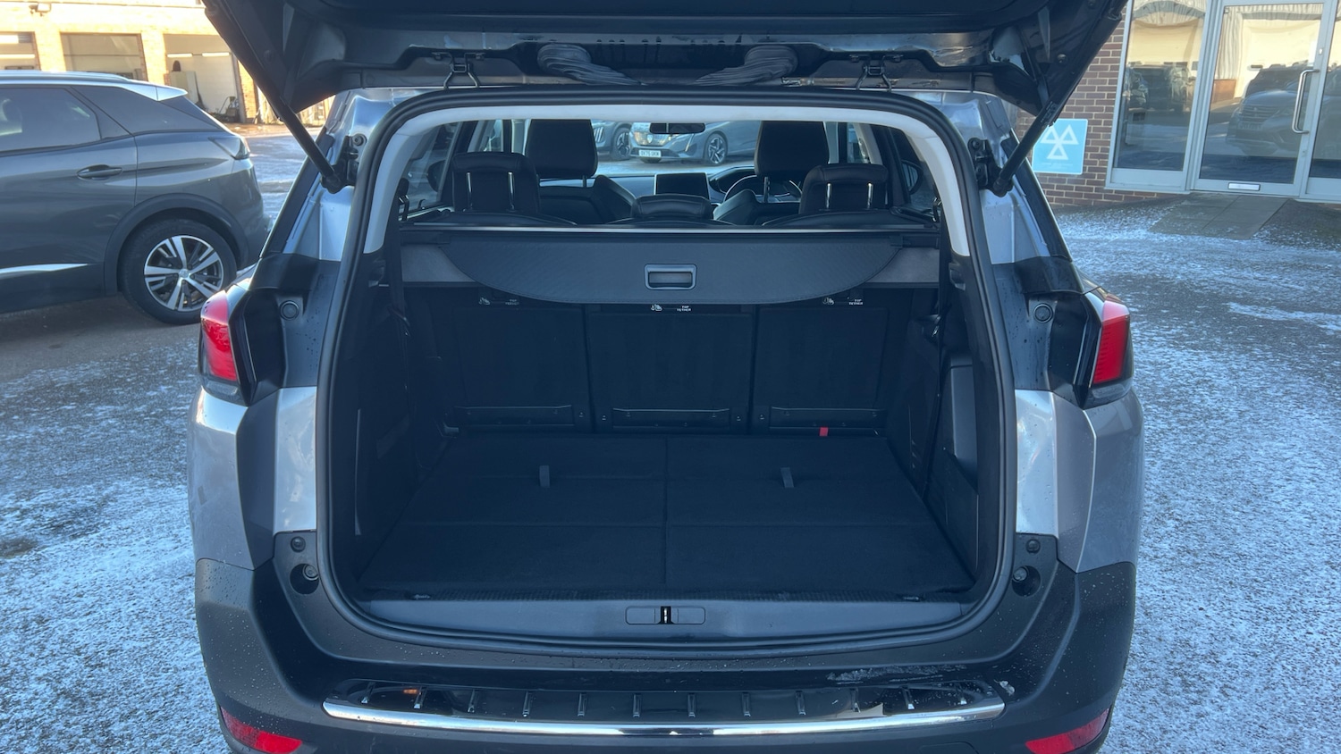 Used Peugeot 5008 2020 for sale - 77086469: Photo 4